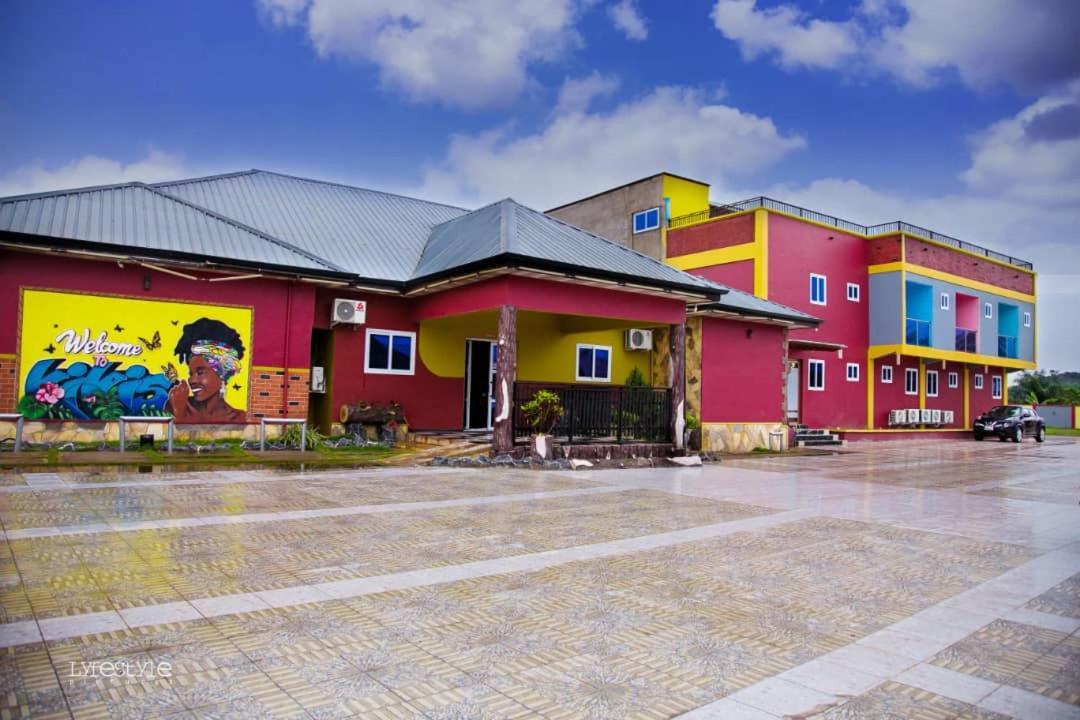 Kikis Court Resort Hohoe 外观 照片
